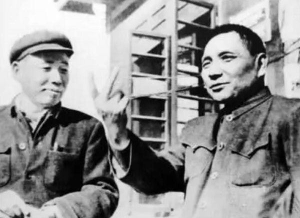 华泰国际 杨尚昆问周总理：小平自称参加过遵义会议，此事确否，是何职务？